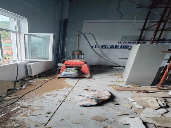 云县地基基础下沉墙体裂缝加固注浆顶升施工